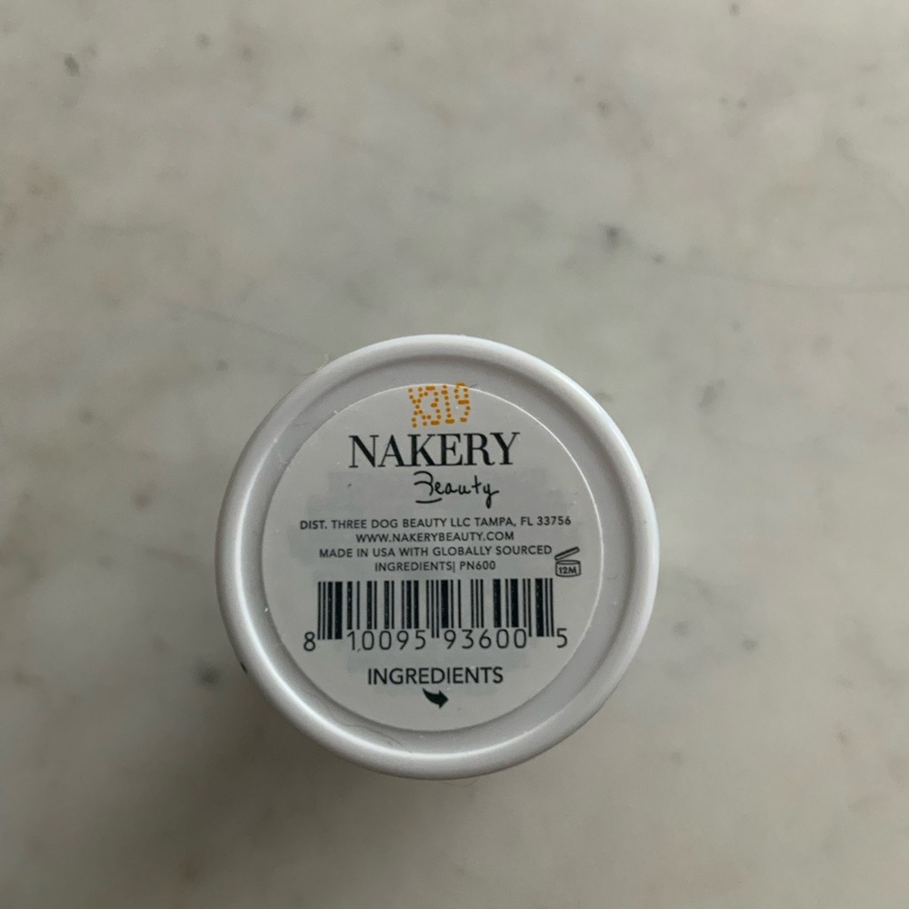 Nakery Beauty Magic Under Boob Wand - Picture 4 of 4